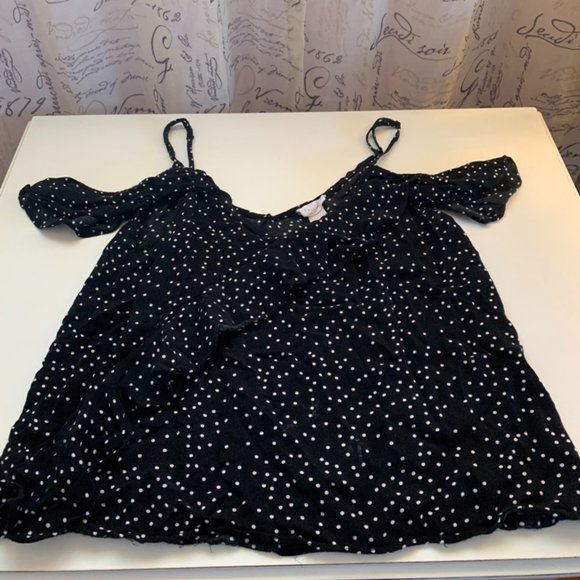Full Tilt Black & White Polka Dot Off the Shoulder Top 🐧 - Picture 1 of 9